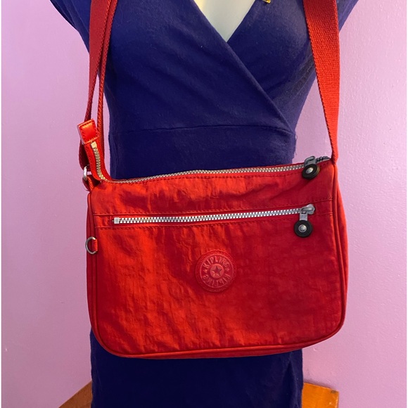 Kipling Handbags - NWOT Kipling Crossbody Bag